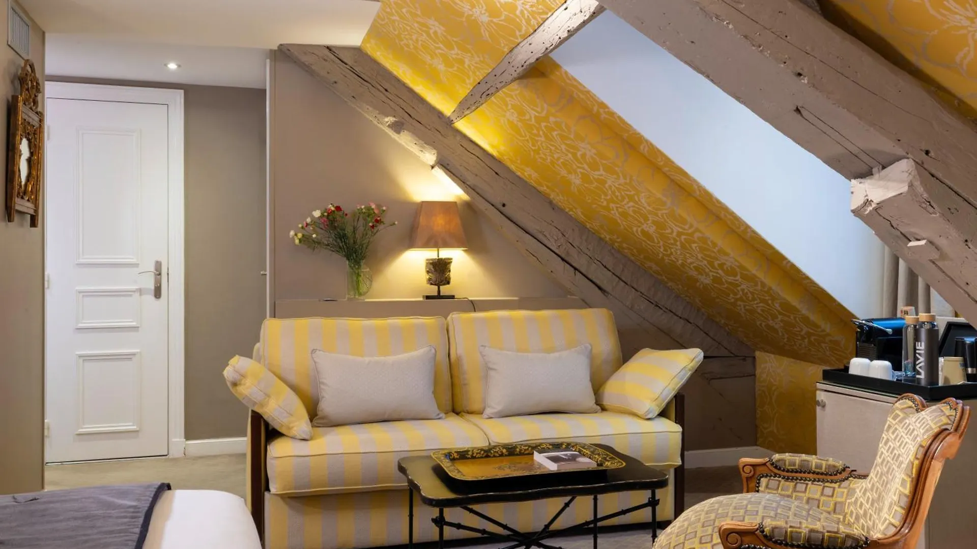 Le Relais Des Halles Hotel