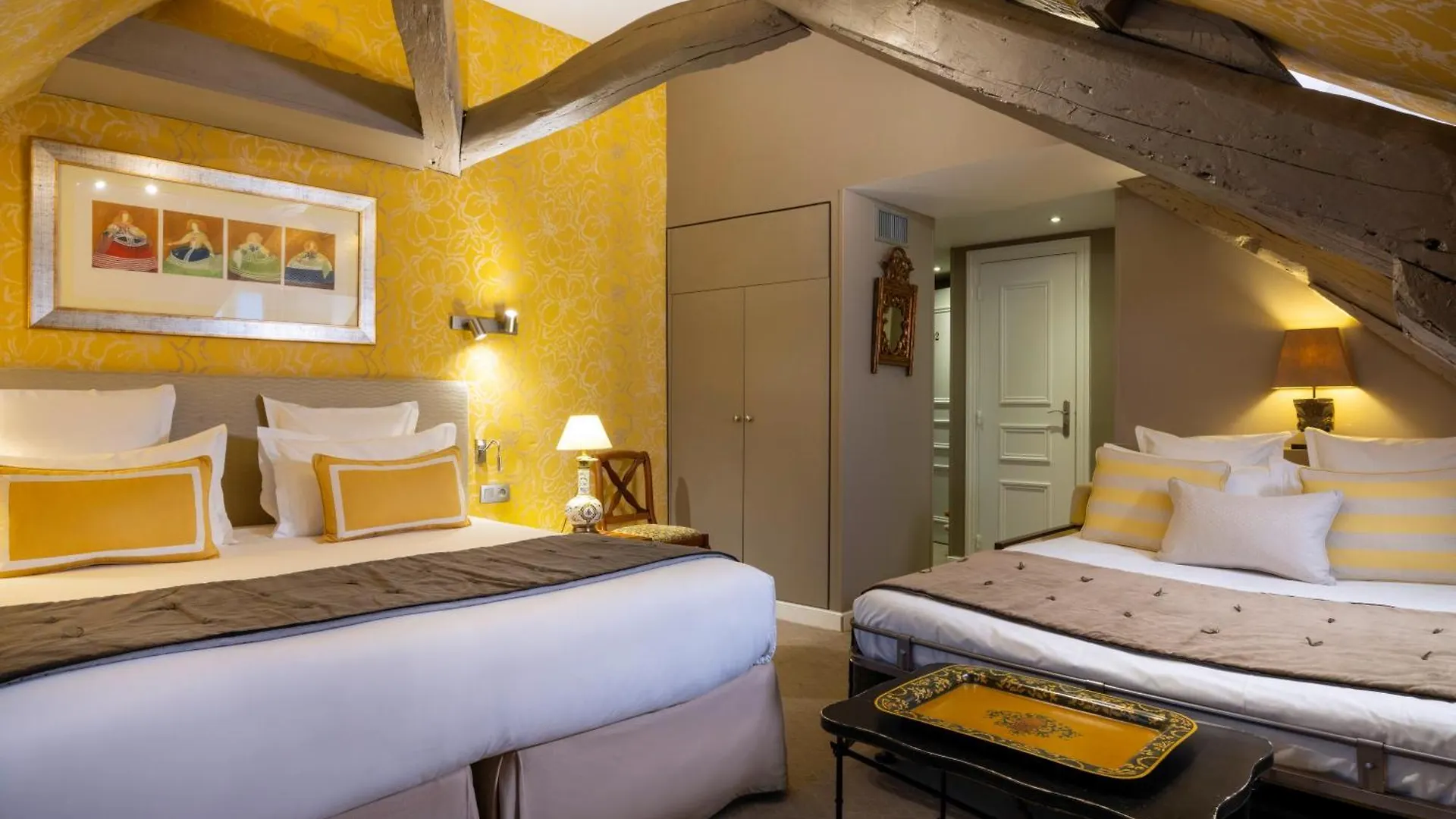Le Relais Des Halles Отель 4*