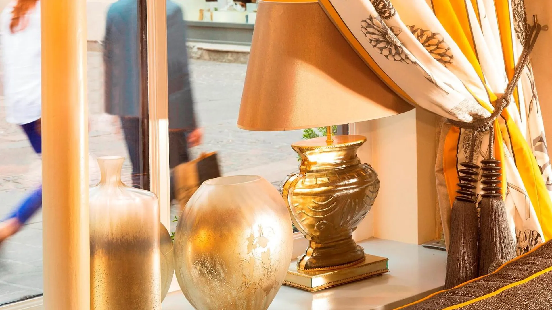 Le Relais Des Halles Hotel 4*
